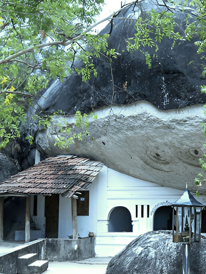 Kudumbigala Monastery