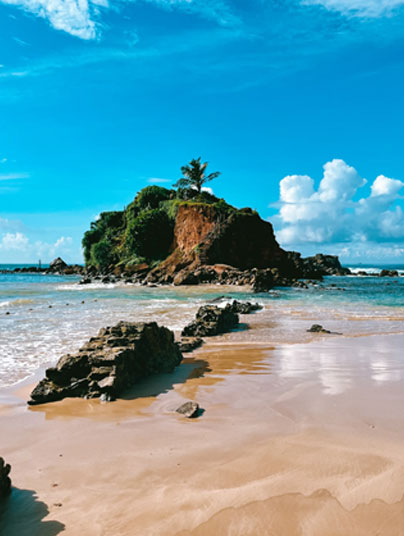 Parrot Rock Mirissa destinations
